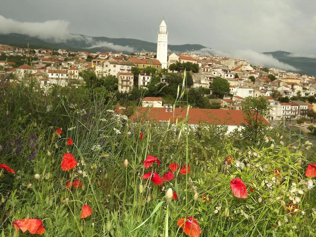 Apartments Maricic 200 Meters From The Beach