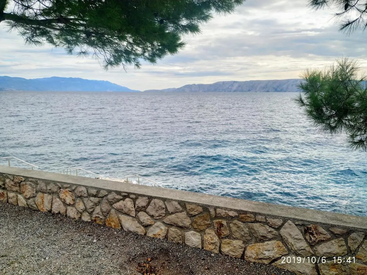Apartments Maricic 200 Meters From The Beach Novi Vinodolski